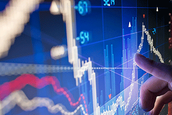 高波動與高通膨環境，靠攏美國高股利與防禦型資產