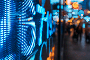 科技股修正後投資價值漸浮現，定期定額逢低佈局