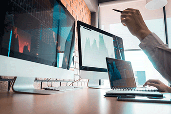 四大擔憂籠罩，全球遭逢黑色星期五